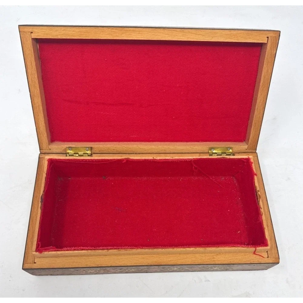 Vintage‎ Intricate Wood Inlay Hinged Trinket Box